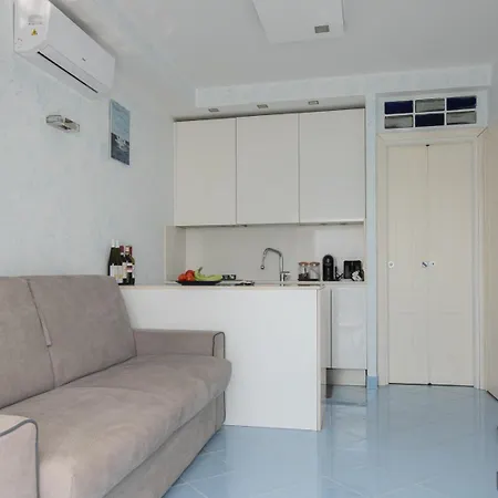 Alba Marina- Fronte Mare Apartmán *