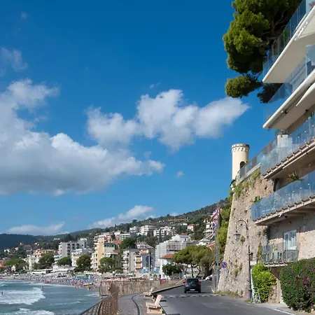 Alba Marina- Fronte Mare 아파트