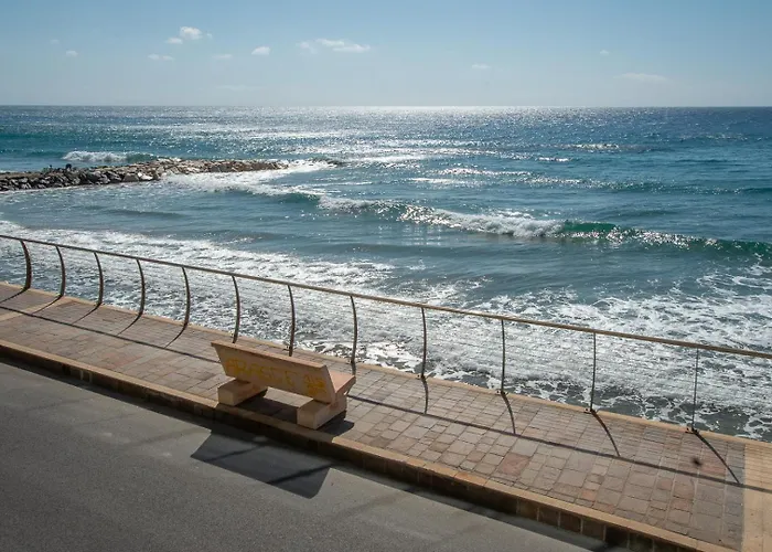 아파트 Alba Marina- Fronte Mare 알라시오